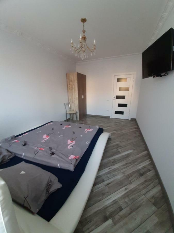 Apartment in Serbska Lviv Bagian luar foto